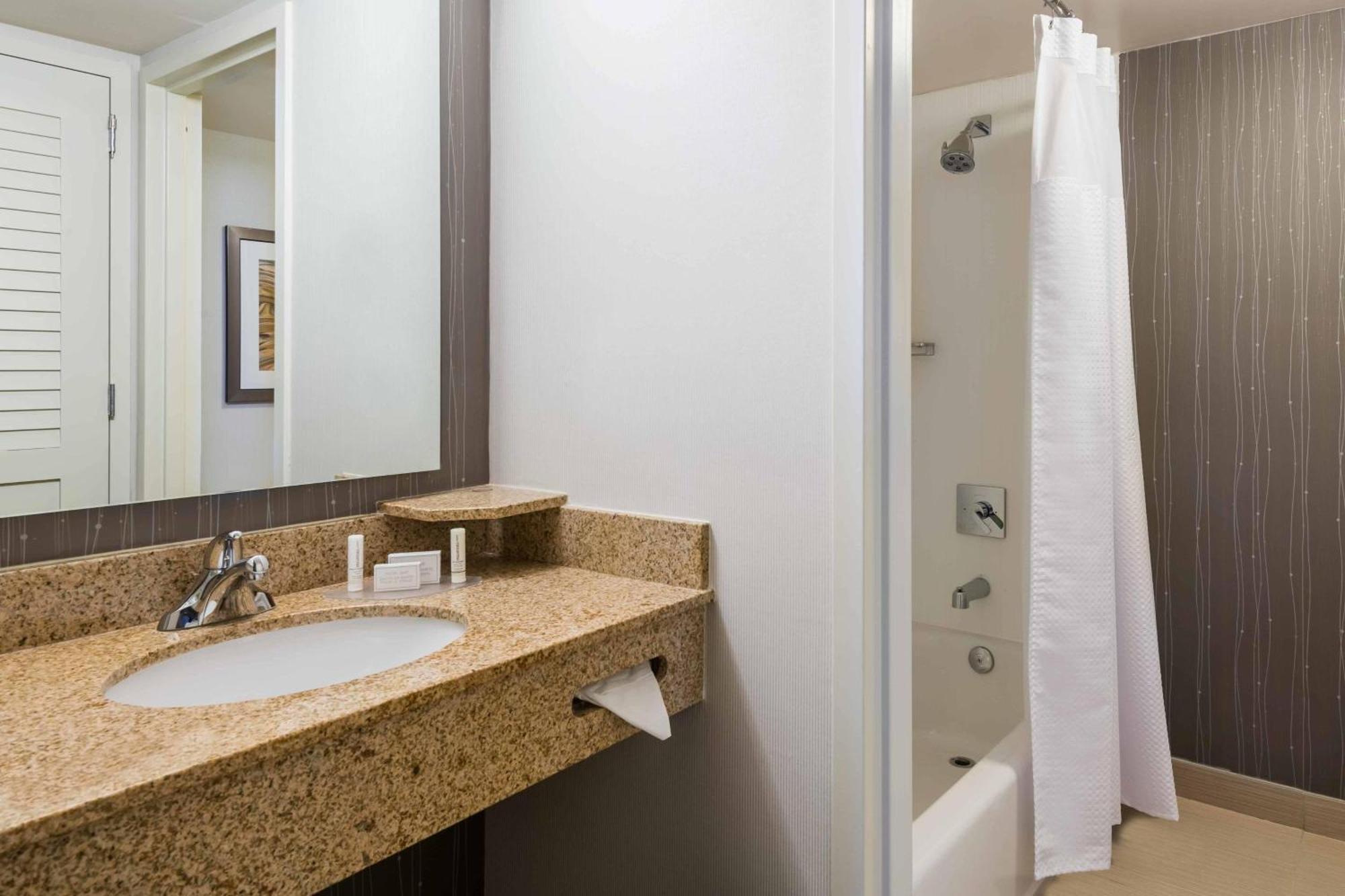 Courtyard Knoxville Cedar Bluff Luaran gambar